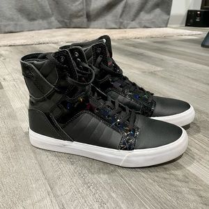 LeBron James Supra musks high tops - size kids 6